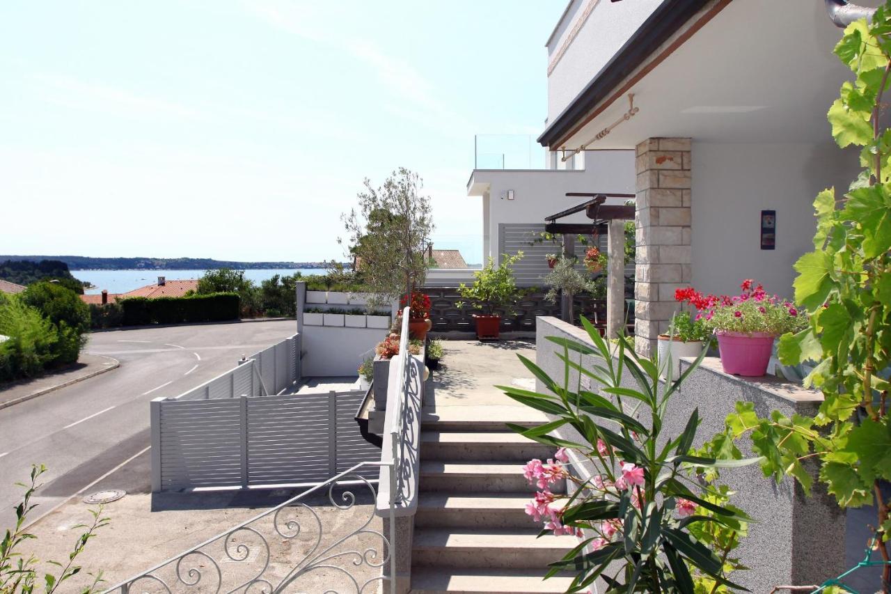 Apartments Tramontana Nr Portoroz Luaran gambar