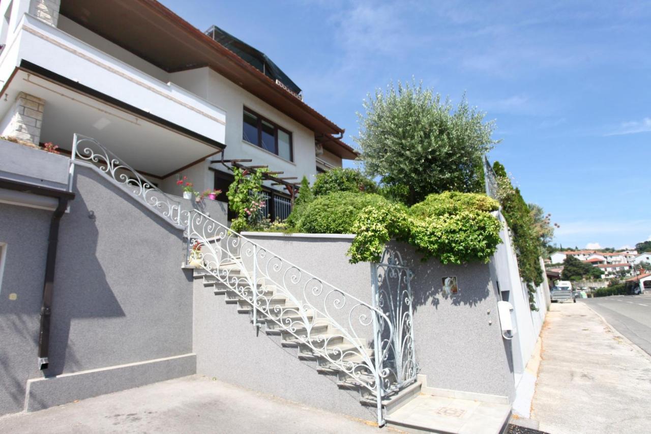 Apartments Tramontana Nr Portoroz Luaran gambar
